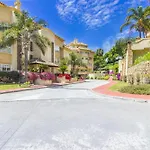 Cubo's Boutique Elviria Hills Lägenhet Marbella