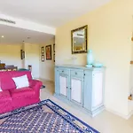 Cubo's Boutique Elviria Hills Marbella