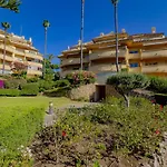 Cubo's Boutique Elviria Hills Lägenhet Marbella
