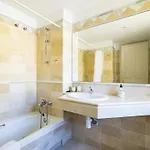 Lägenhet Cubo's Boutique Elviria Hills *