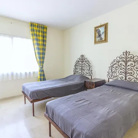 Apartment Cubo's Boutique Elviria Hills Marbella