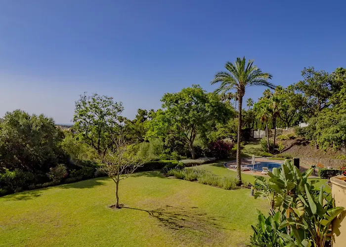 Apartament Cubo's Boutique Elviria Hills