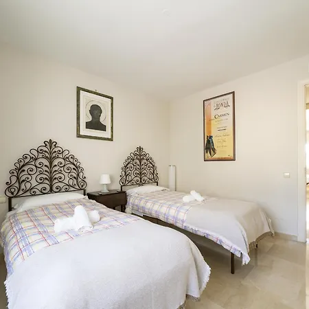 Cubo's Boutique Elviria Hills