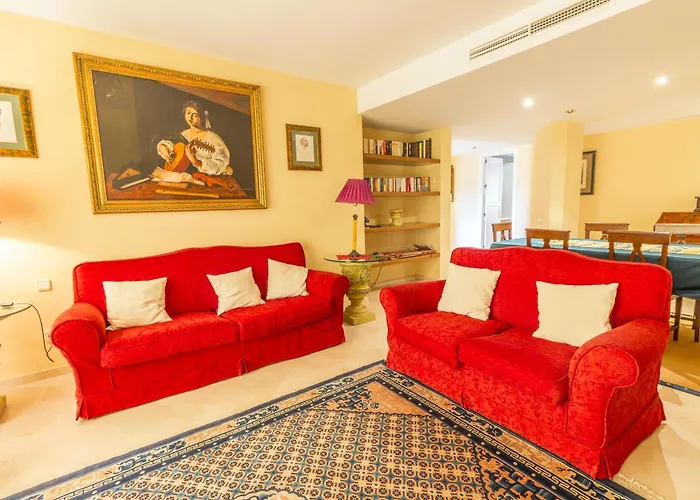 Cubo's Boutique Elviria Hills Apartmán