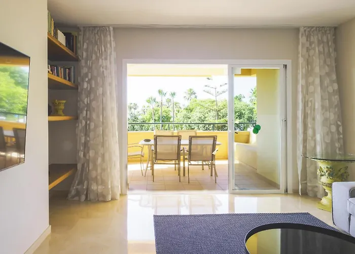 Apartmán Cubo's Boutique Elviria Hills *
