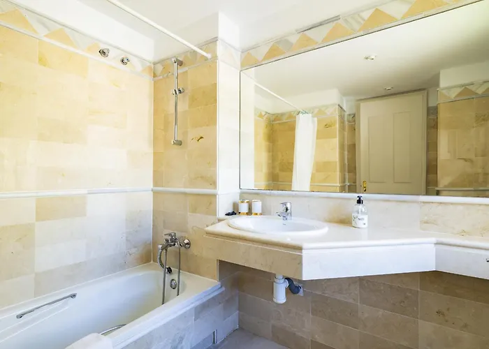 Apartmán Cubo's Boutique Elviria Hills *
