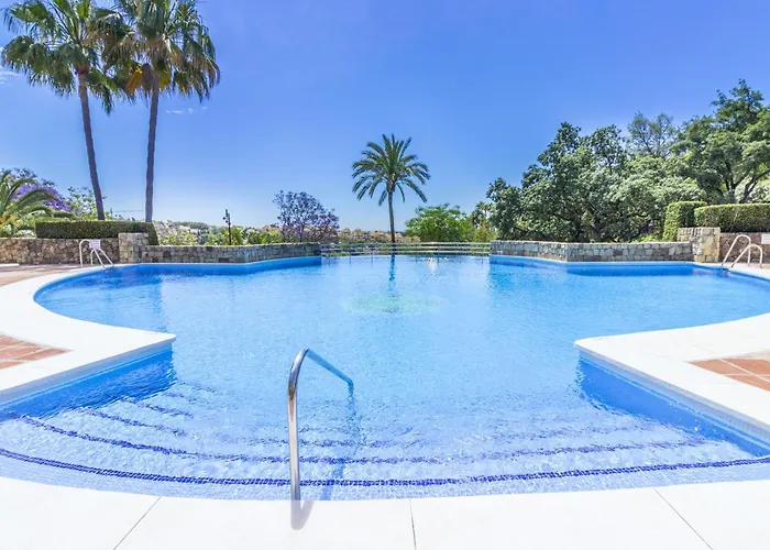 דירה Cubo's Boutique Elviria Hills *