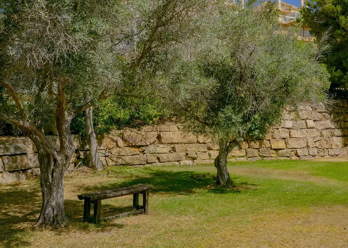 Cubo's Boutique Elviria Hills מארבלה