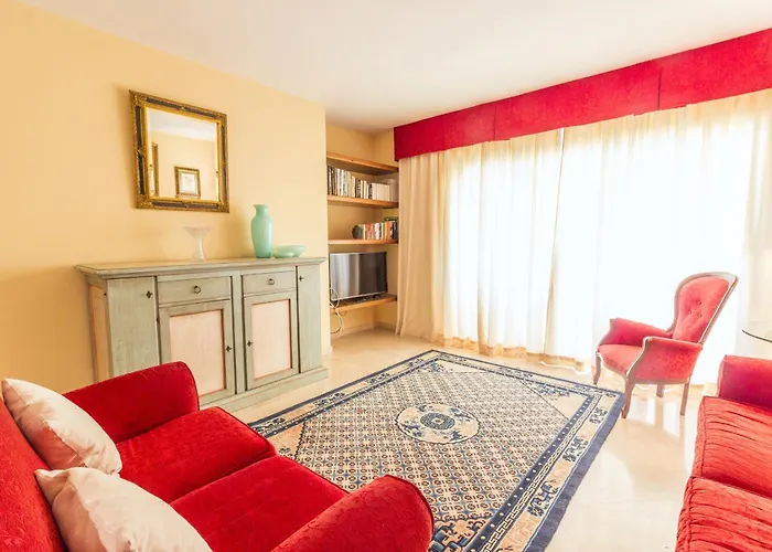 Cubo's Boutique Elviria Hills