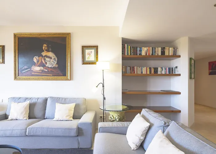 アパート Cubo's Boutique Elviria Hills マルベーリャ