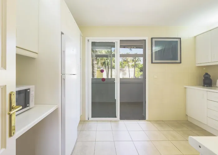 Cubo's Boutique Elviria Hills